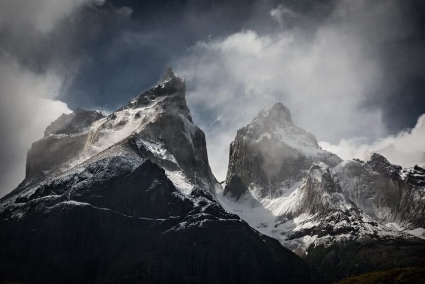 Patagonia en diciembre: nuestro diario de viaje en fotos cuernos del paine Primer plano de los Cuernos del Paine en el Parque Nacional Torres del Paine, Patagonia chilena