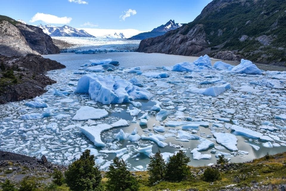 Activities in Torres del Paine for every taste grey lake marktucan icebergs in grey lake