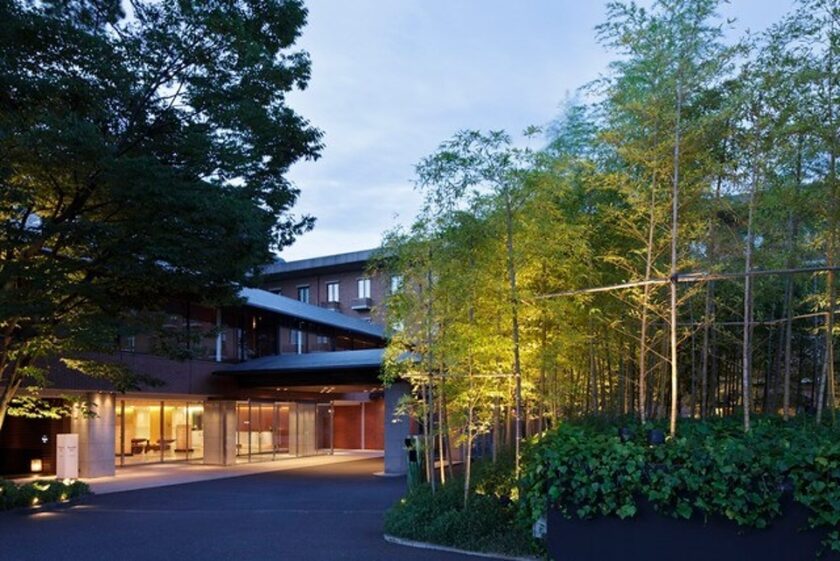 Dónde alojarse en Kioto: las mejores zonas y hoteles Hyatt Regency Kyoto exterior Exterior del Hyatt Regency Kyoto, Japón