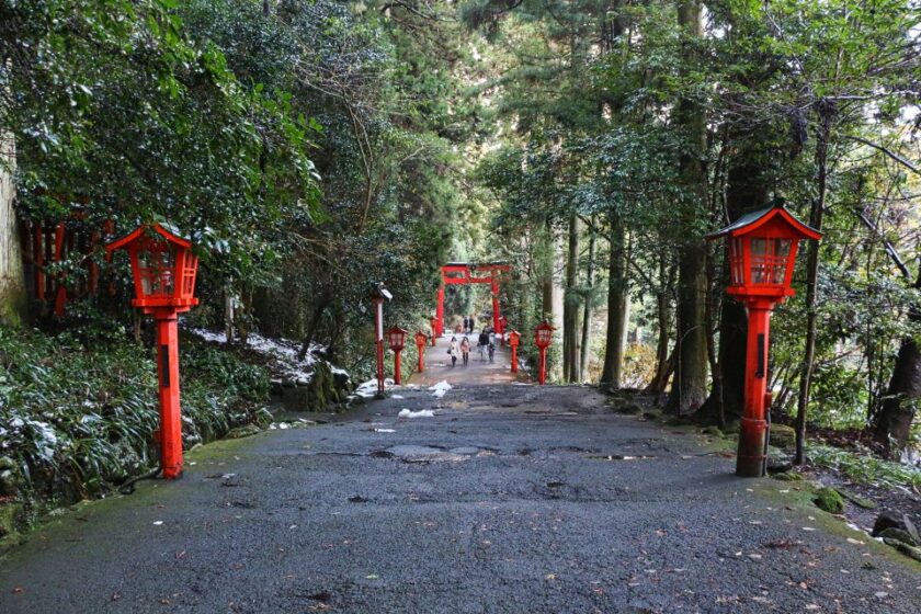 Hakone Loop en un día: itinerario completo y consejos going to hakone shrine japan Camino al santuario de Hakone, Japón