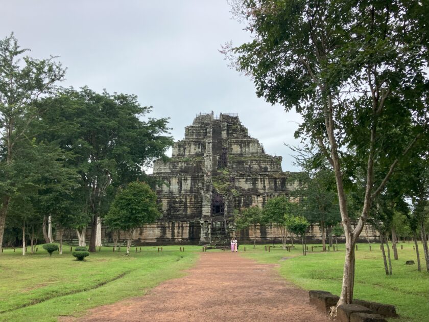 Koh Ker and Beng Mealea - Ultimate guide Main Building of Prasat Thom Temple Koh Ker Cambodia 2 Main Building of Prasat Thom Temple _ Koh Ker _ Cambodia (2)