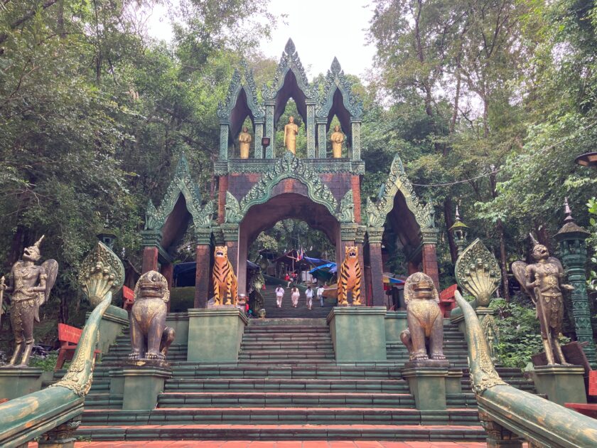 3-Day Angkor Wat Itinerary stairs to Wat Preah Ang Thom Pagoda kulen mountains cambodia 1 stairs to Wat Preah Ang Thom Pagoda-kulen mountains-cambodia