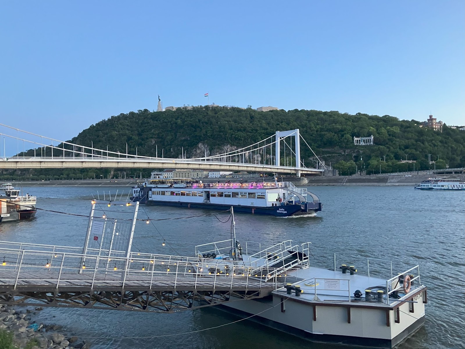 4 días en Budapest: itinerario definitivo de viaje es hu img 73615 38 Crucero por el Danubio en Budapest | Hungría