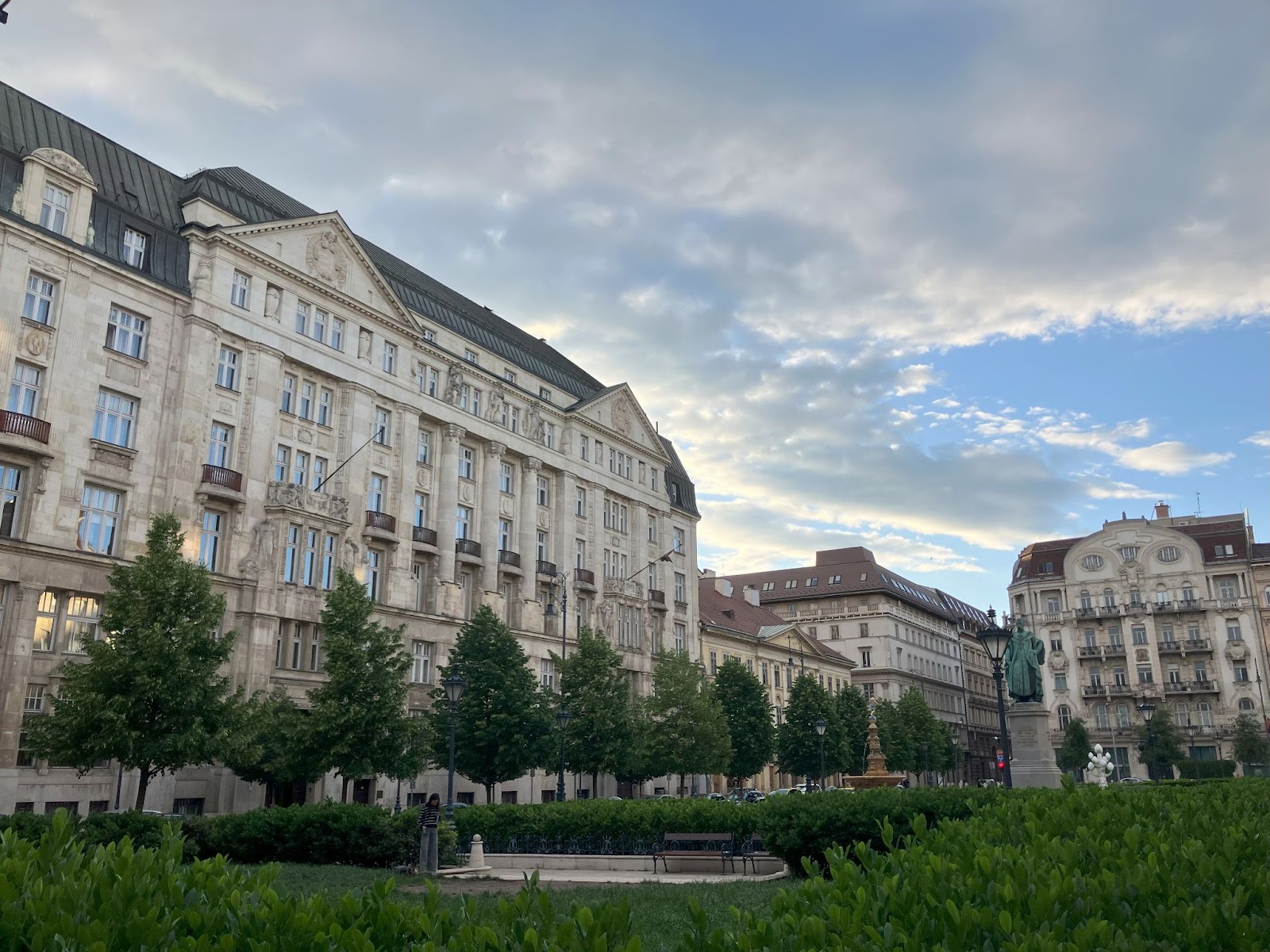 Las 56 mejores cosas que hacer en Budapest es hu img 73623 1 Rózsák tere | Budapest | Hungría